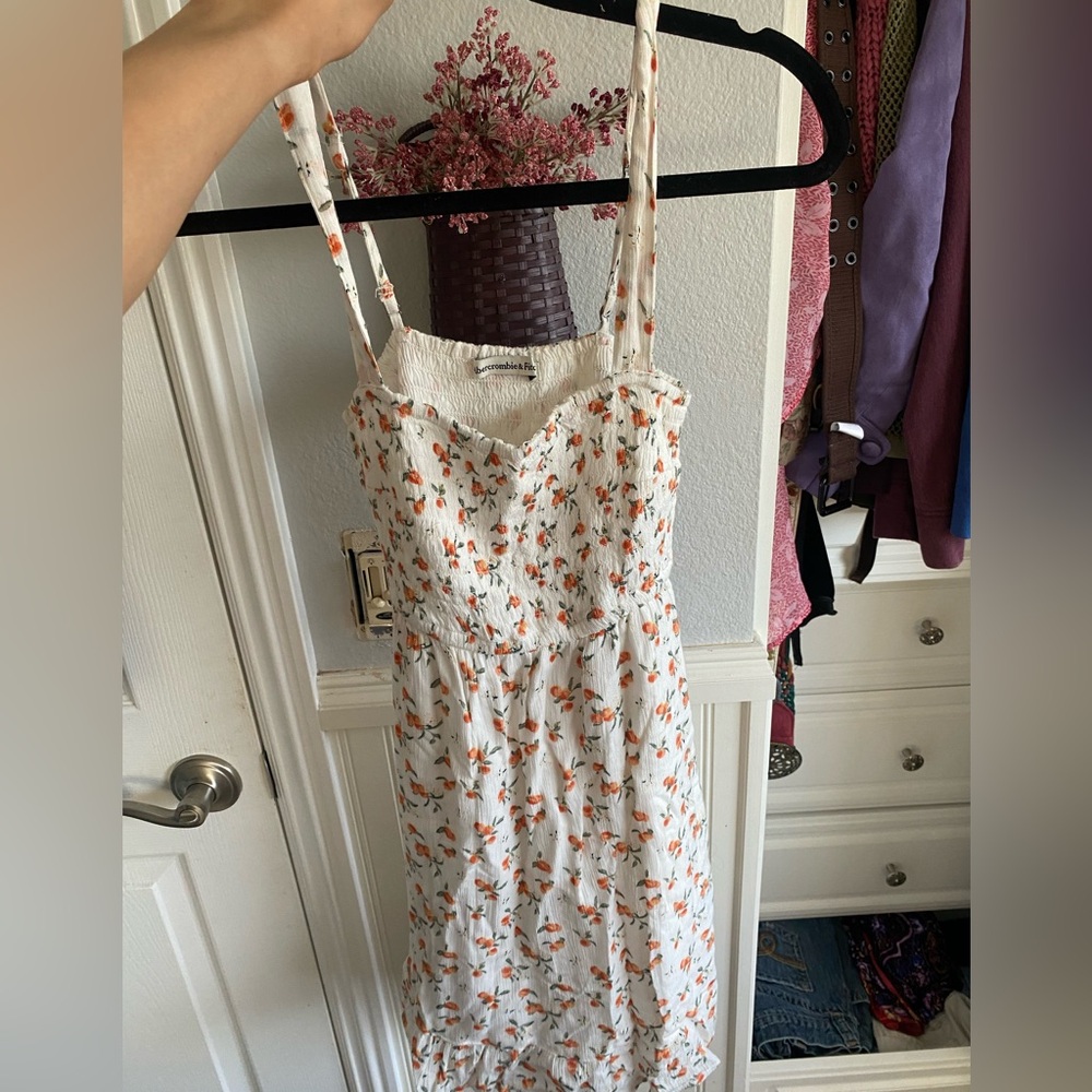 Abercrombie & Fitch white peach dress